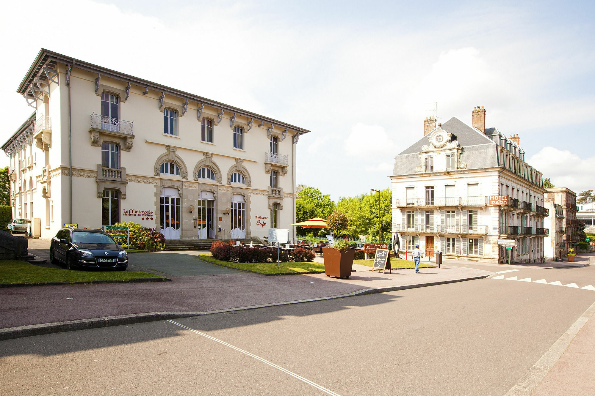 Garden & City Luxeuil Ex Le Metropole Et Les Thermes エクステリア 写真